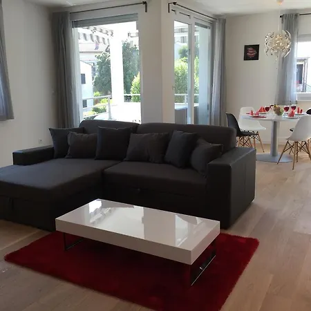 Apartment Panoss *