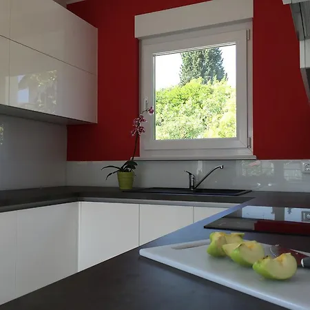 Apartment Panoss *