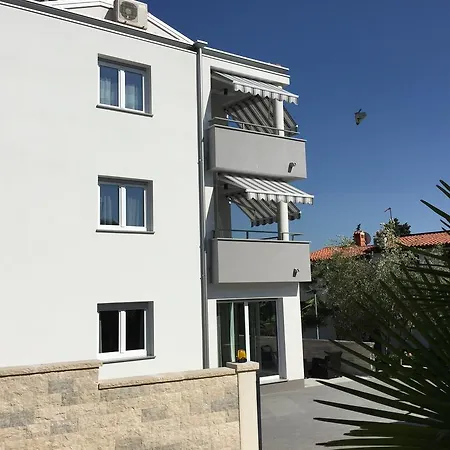 Apartment Panoss