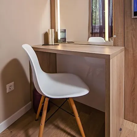 Panoss Apartment *
